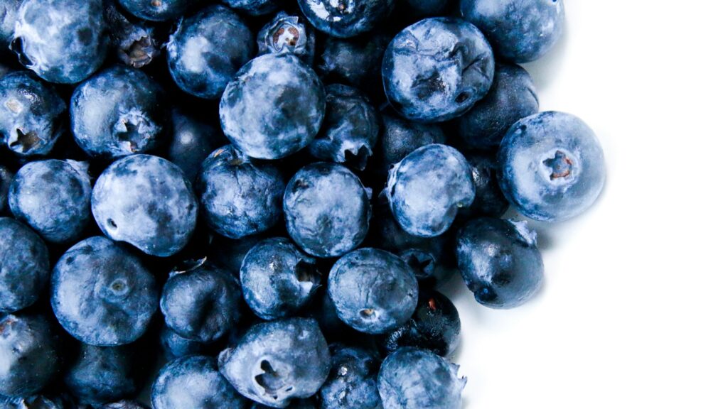 5 of the Best Superfoods to Help You Fight Inflammation cover